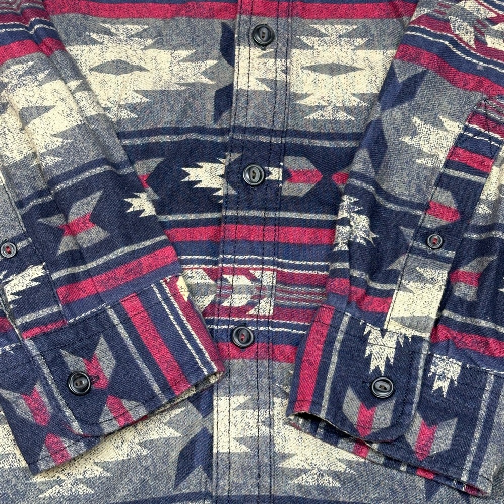 American Eagle Aztec Southwestern Button Down Shirt Mens Large Classic GUC - Picture 10 of 10